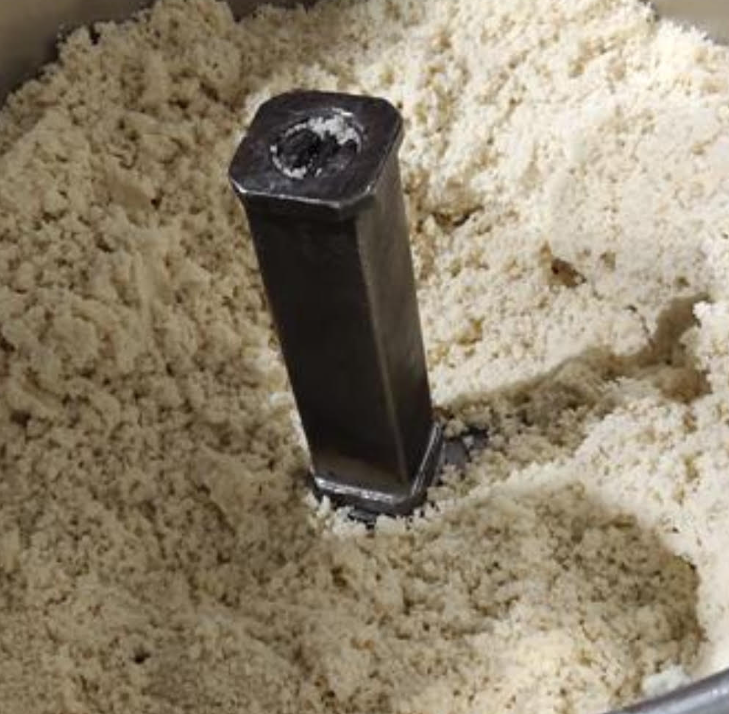 dough crushing milling machine