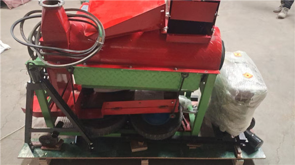 Small Multi Seeds Threshing Cleaning Machines Exported to Zambia