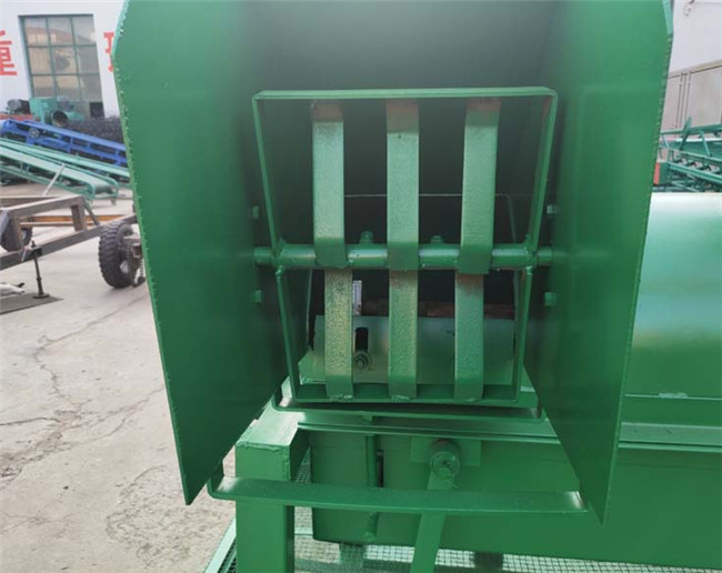 Sunflower Seeds Threshing Machine Thresher Separating Peeling Hulling Shelling Machine